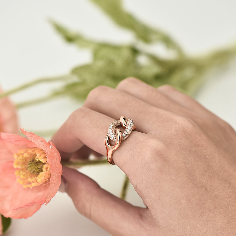 The Wreath & Chain Sterling Silver Ring