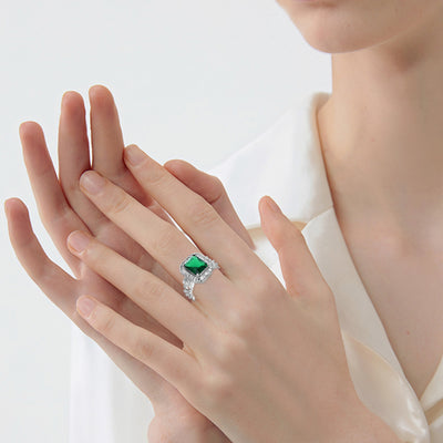 Emerald ring